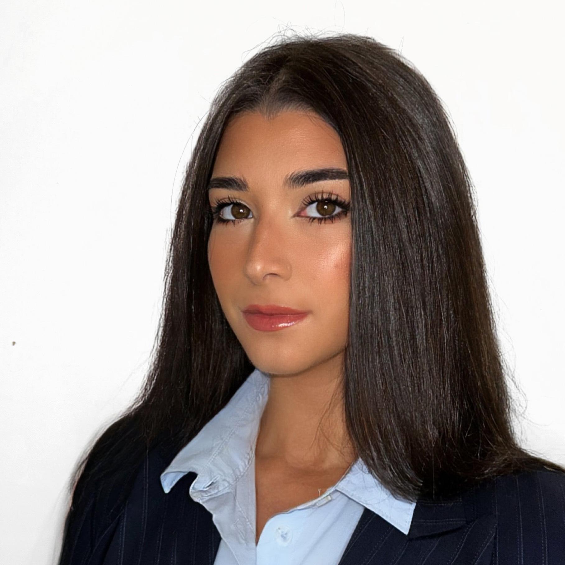 Isabella Laporta Pereira Falk