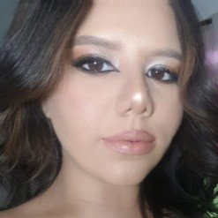 Wenna Caroline Soares