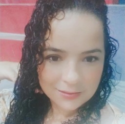 FRANCIELLI DE SOUZA VALANDRO