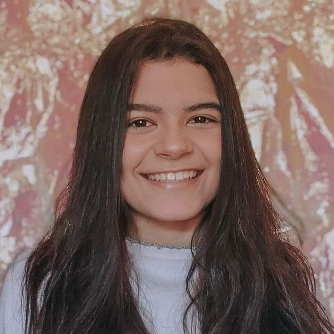 Luiza Alvarenga