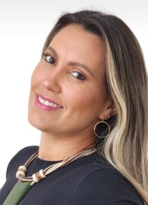 DANIELA BANDEIRA