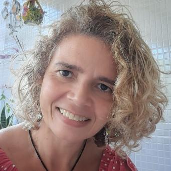 Adriana Borges