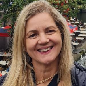 Eliana Pioli Barreto de Almeida
