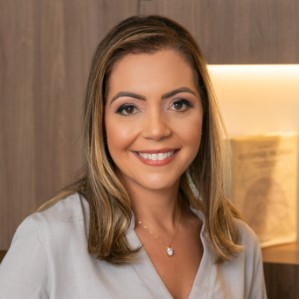 CAROLINNE GÓES TAVARES