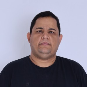 Amós Taylon Martins Cruz