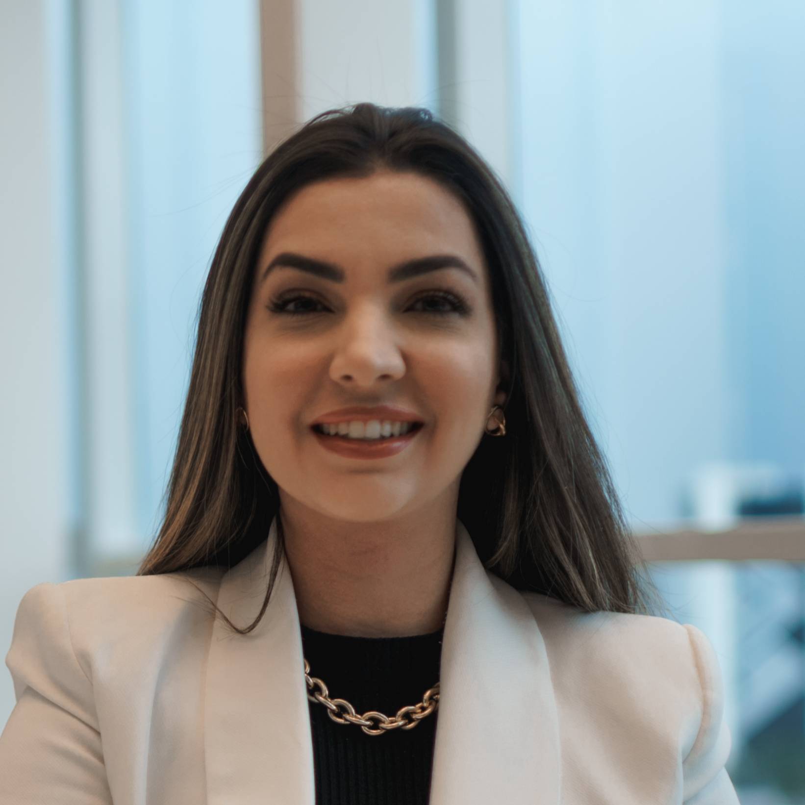 Iza Layore de Carvalho Cerqueira