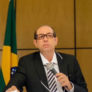 MARCELO CUNHA HOLANDA