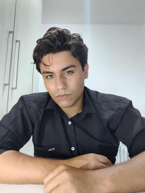 MARCOS VINÍCIUS DORNELLES