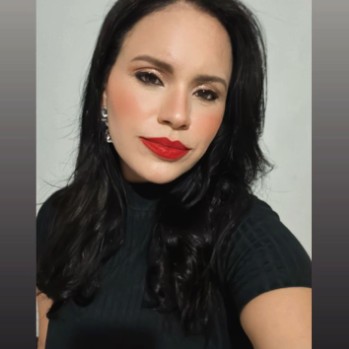 Tatiana De Araújo Roncolato