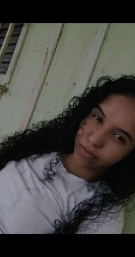 Tainá Farias de Castro
