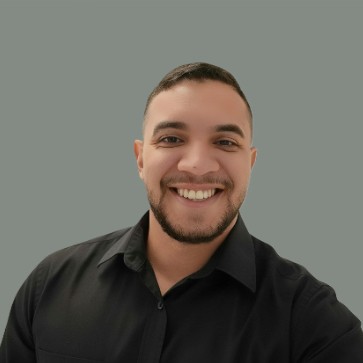 VINICIUS MELO
