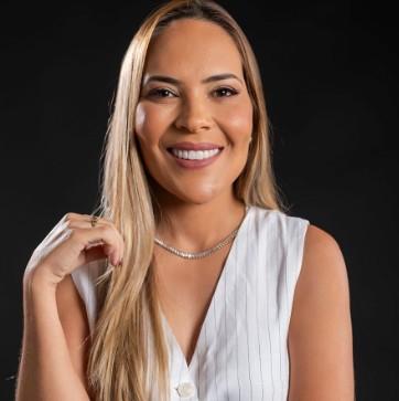 Dra. Viviane Guerra Da Mata Vieira CRMMG 112067